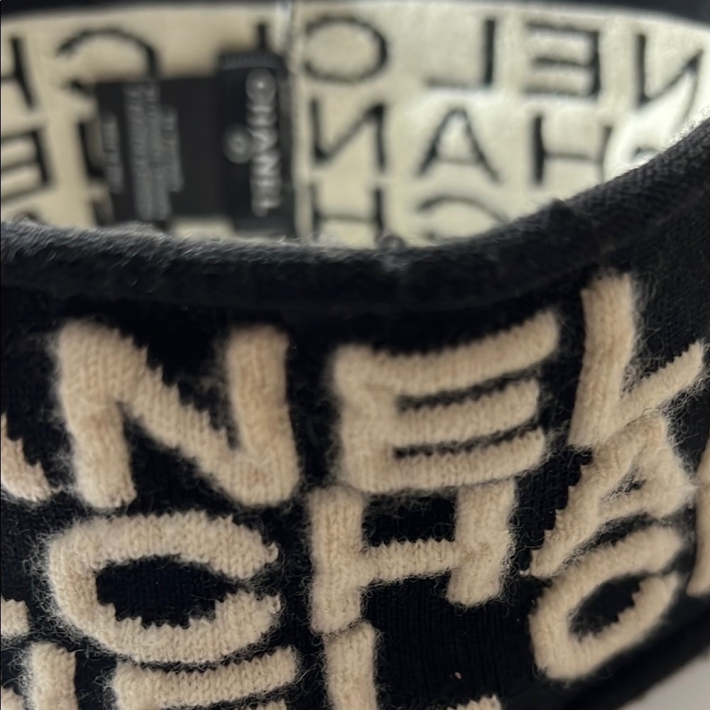 CHANEL Black and Cream Headband - Picture 11 of 17